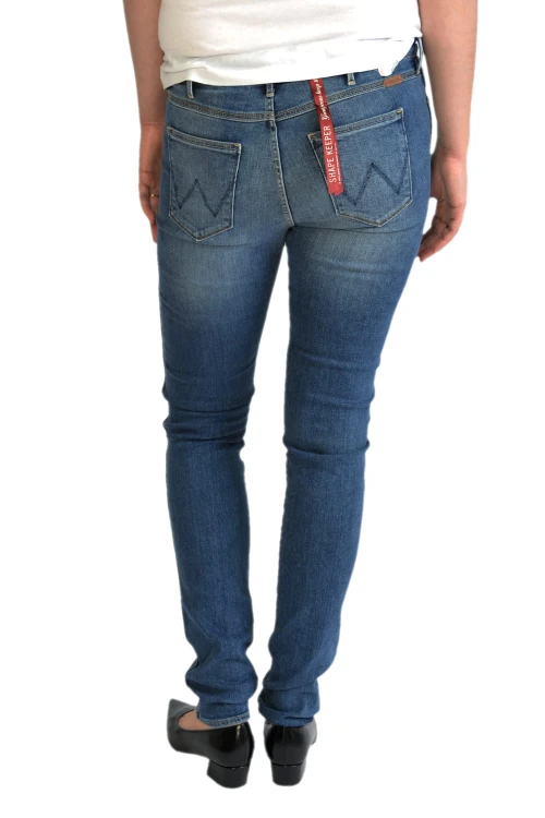 Wrangler Evalynn Salt Stone jeansy damskie - widok z tyłu