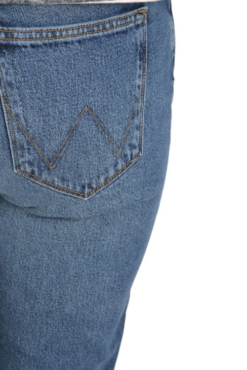 Wrangler Straight Burning Girl jeansy damskie proste niebieskie - zbliżenie na tylną kieszeń