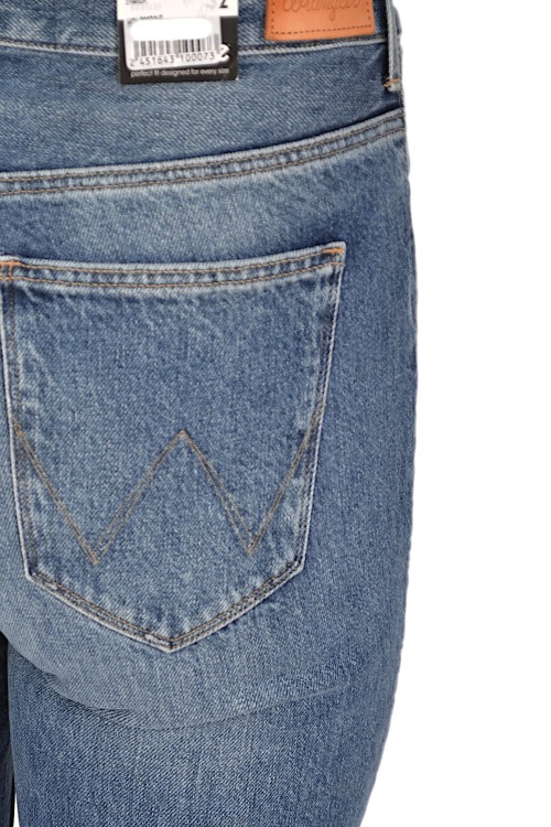 Wrangler Bootcut All Star Blue jeansy damskie bez streczu z wysokim stanem - zbliżenie na tylną kieszeń