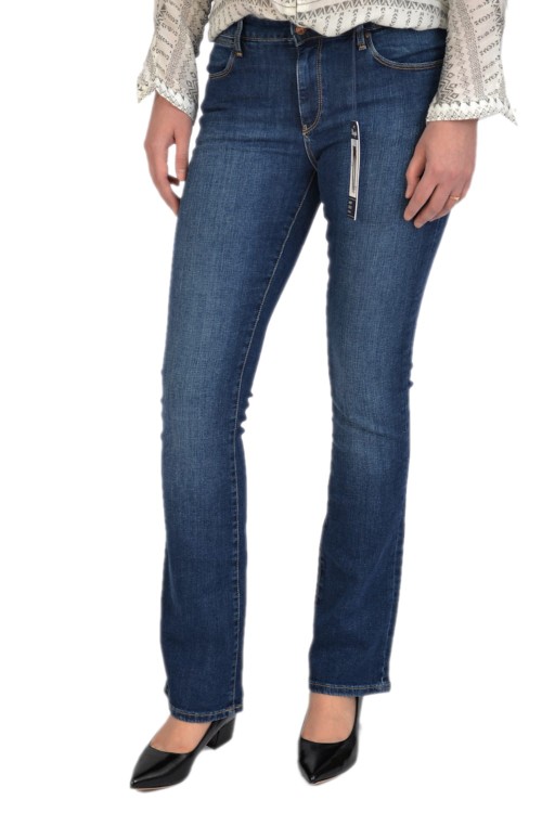 wrangler-bootcut-wonder-blue-1.JPG