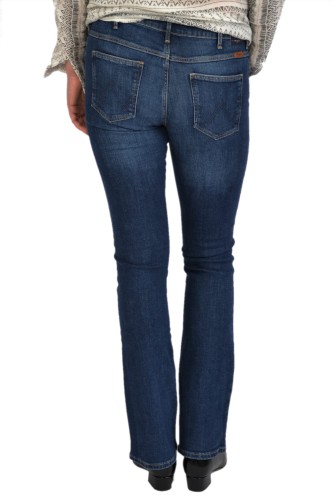 wrangler-bootcut-wonder-blue-2.JPG