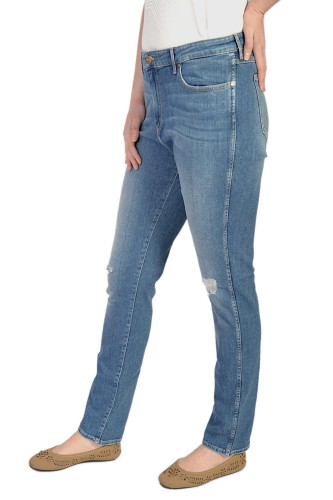 Wrangler Boyfriend Soft Worn jeansy damskie niebieskie