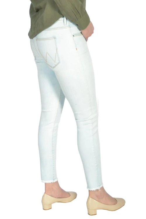 Wrangler Crop Skinny Aruba jeansy damskie 7/8 rurki - widok z boku