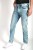Wrangler Slider Regular Tapered Super Stone jeansy męskie przetarcia- widok z przodu