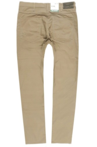 cienkie-spodnie-wrangler-arizona-safari-khaki_2.jpg