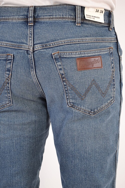 wrangler-texas-blue-sky_4.JPG