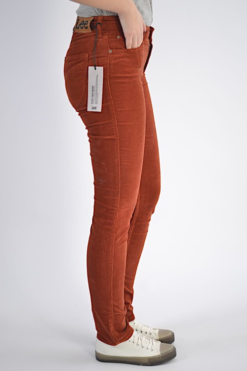 sztruksy-damskie-lee-elly-picante_1.JPG