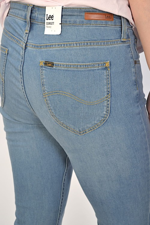 lee-scarlett-mid-blue-jeansy-damskie-cienkie-L526EMXT_3.JPG