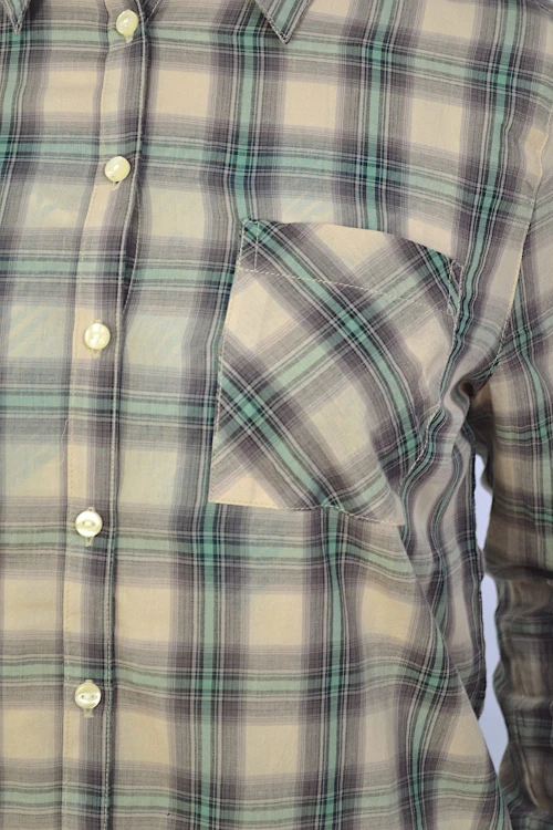 cienka-damska-koszula-wrangler-relaxed-luźna-w kratę-W5212L8S4_2.JPG