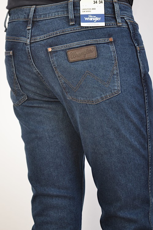 wrangler-larston-slim-the-rock-jeansy-męskie-zwężane_4.JPG