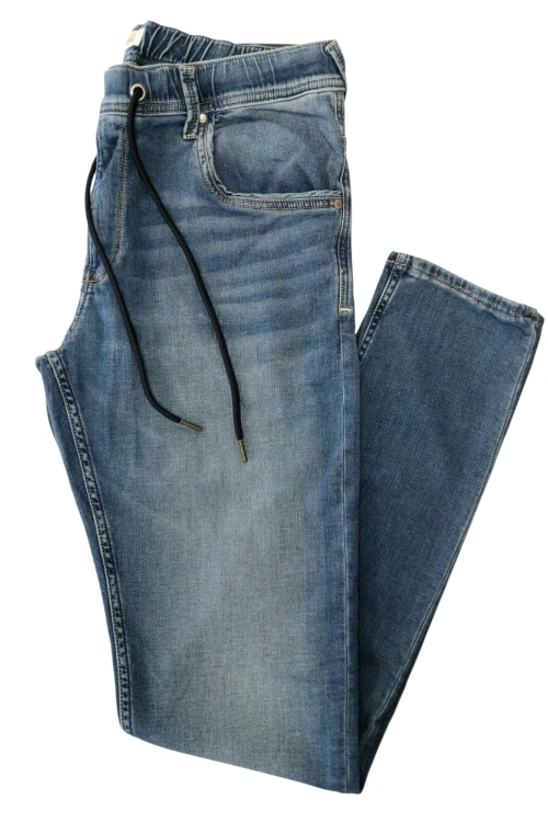Jeansy męskie zwężane Pepe Jeans Slim Jogger Denim - zbliżenie na nogawki