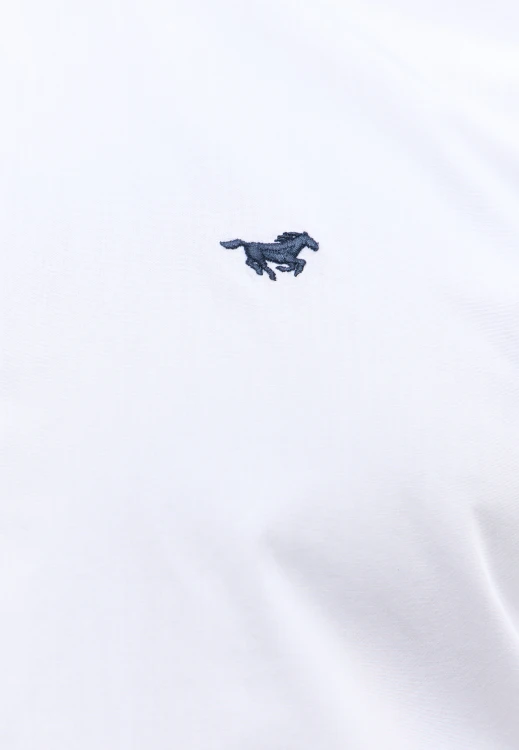 Mustang Canton Bright White koszula męska biała cienka - zbliżenie na logo